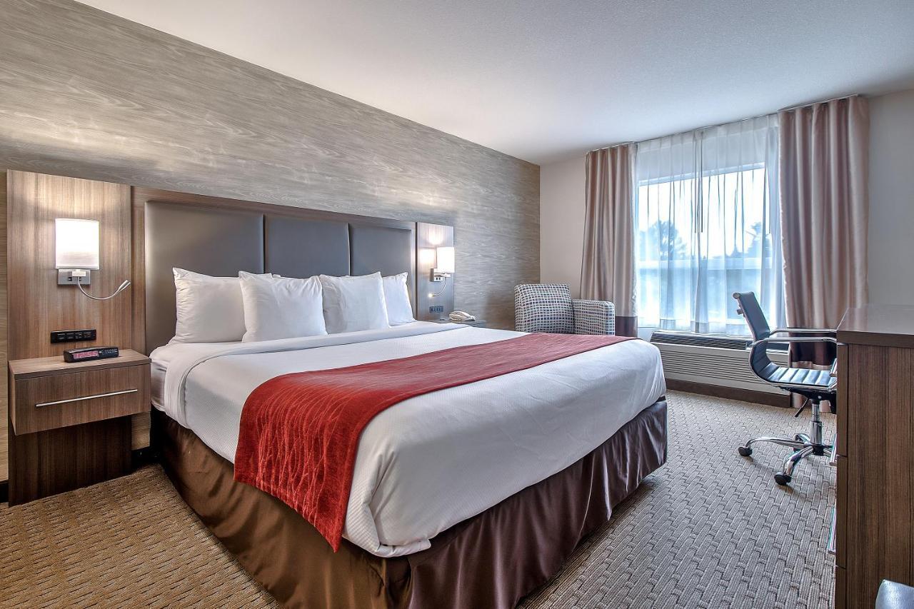 Hotel Comfort & South Calgary